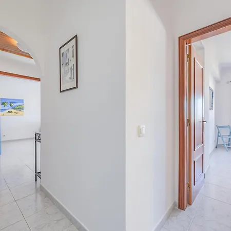 Xl Balcony - Panoramic Views - Close To Center *