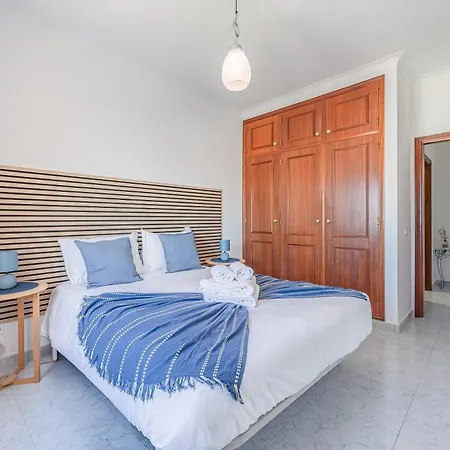 Xl Balcony - Panoramic Views - Close To Center *